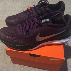 Nike brand new size 8.5 training